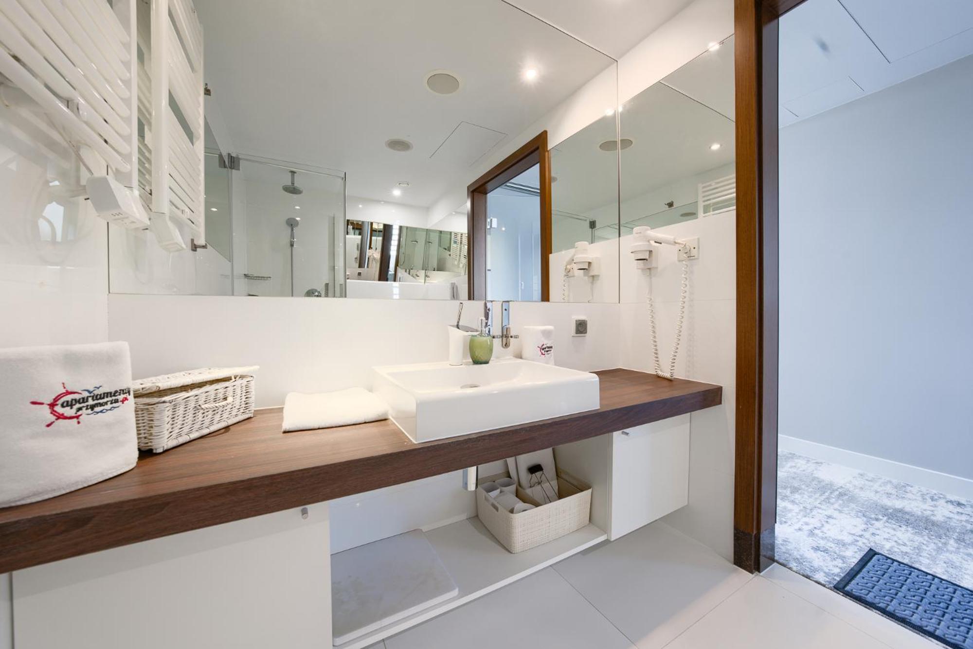 Apartamentyprzymorzu Marine***** Apartament Dwupoziomowy Z Widokiem Na Morze 科沃布热格 外观 照片